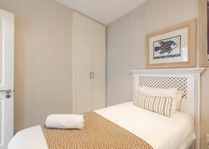 Breakers 330 By Top Destinations Rentals